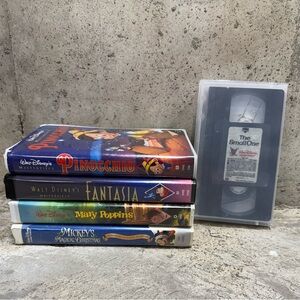 Disney Classics VHS Bundle Pinocchio Fantasia Mary Poppins Mickey